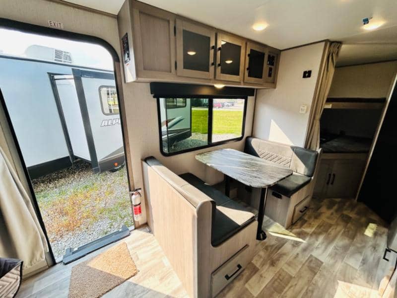 2022 Dutchmen 2022 Dutchmen Kodiak Ultra-Lite - thumbnail 29