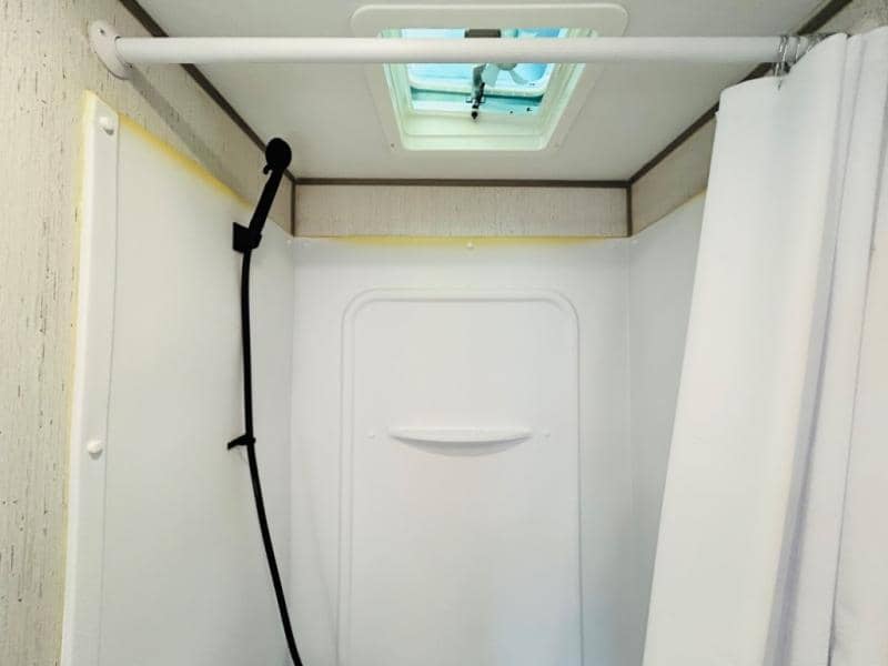 2022 Dutchmen 2022 Dutchmen Kodiak Ultra-Lite - thumbnail 43