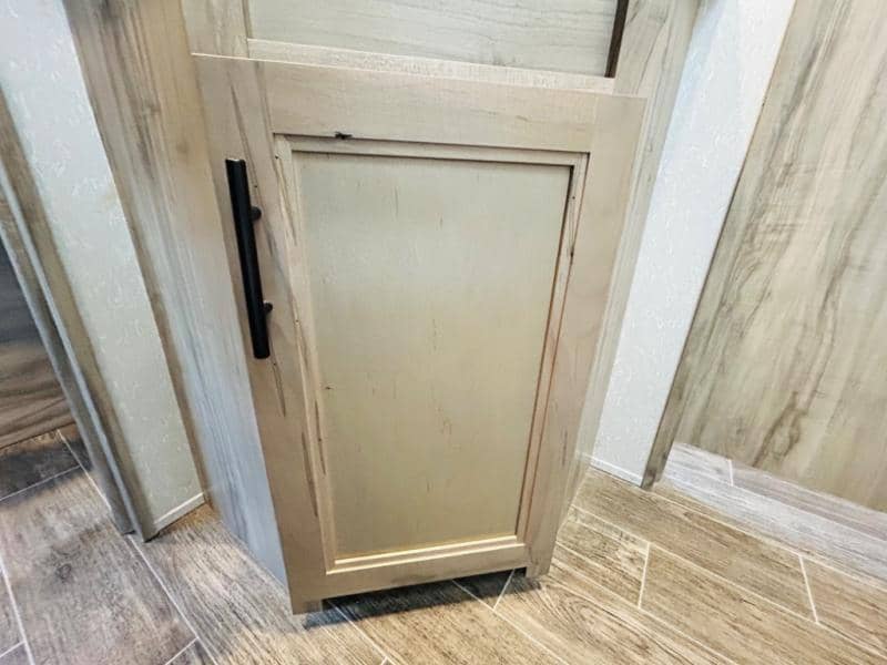 2021 Forest River 2021 Forest River Cherokee Alpha Wolf - thumbnail 40