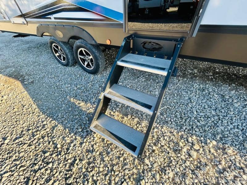 2021 Forest River 2021 Forest River Cherokee Alpha Wolf - thumbnail 64