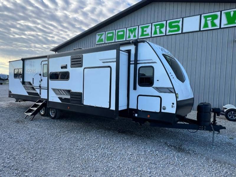 2022 Dutchmen 2022 Dutchmen Kodiak Ultimate - thumbnail 2