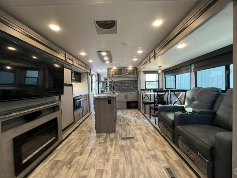 2022 Dutchmen 2022 Dutchmen Kodiak Ultimate - thumbnail 12