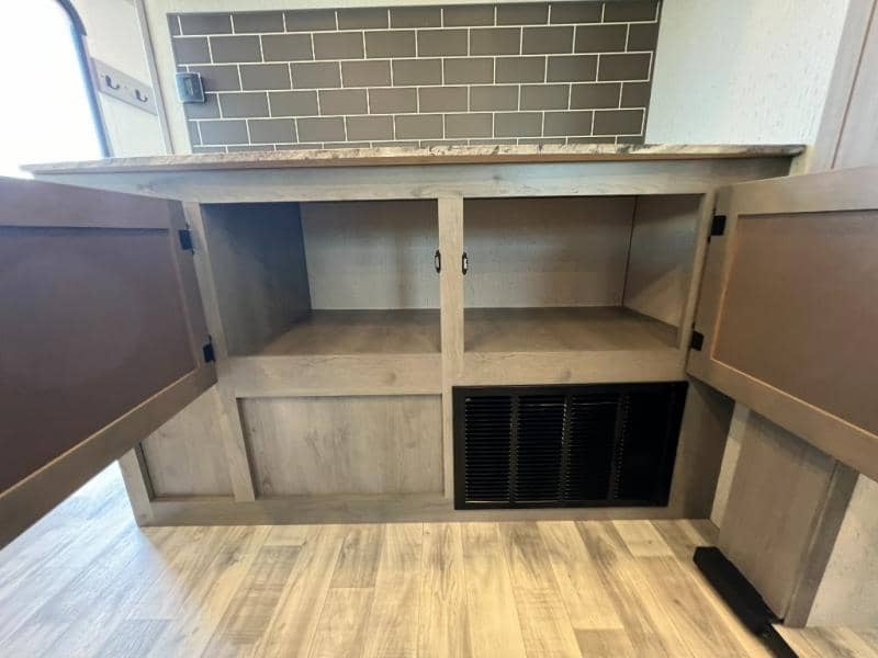 2022 Dutchmen 2022 Dutchmen Kodiak Ultimate - thumbnail 31