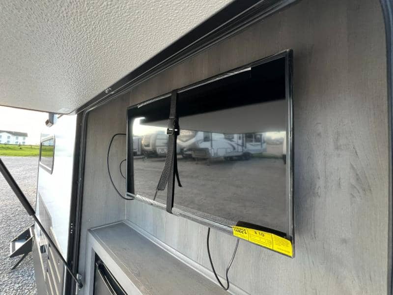 2022 Dutchmen 2022 Dutchmen Kodiak Ultimate - thumbnail 63