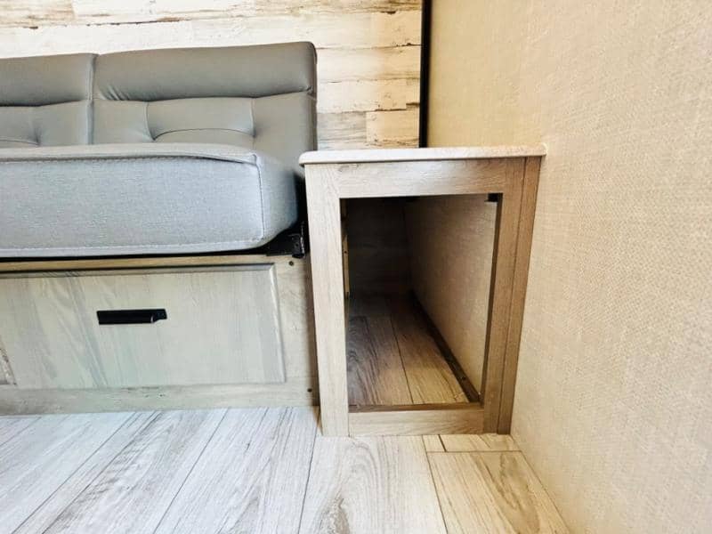 2022 Forest River 2022 Forest River Surveyor Legend - thumbnail 12