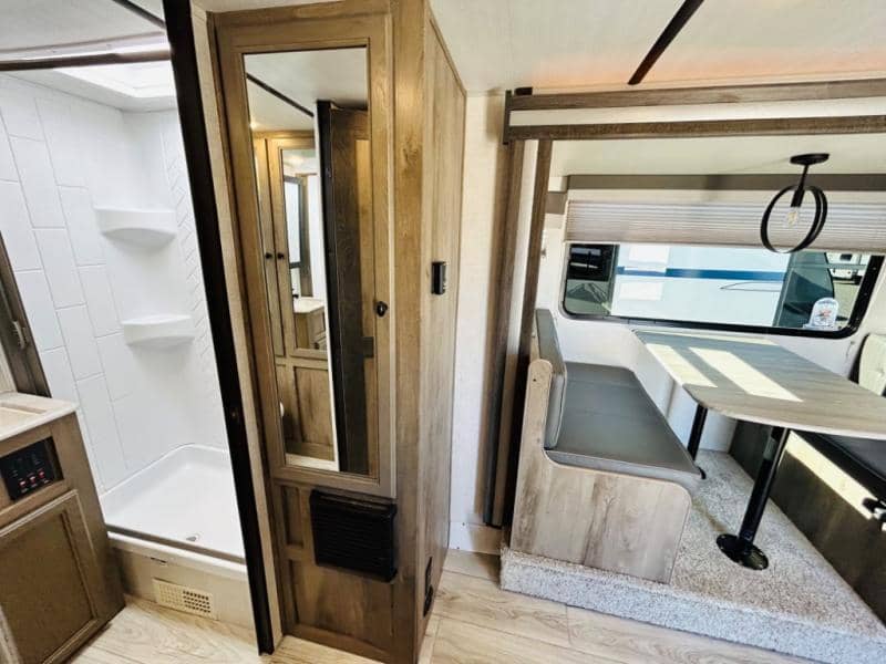 2022 Forest River 2022 Forest River Surveyor Legend - thumbnail 33