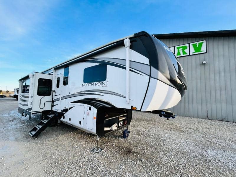 2022 Jayco 2022 Jayco North Point - thumbnail 3