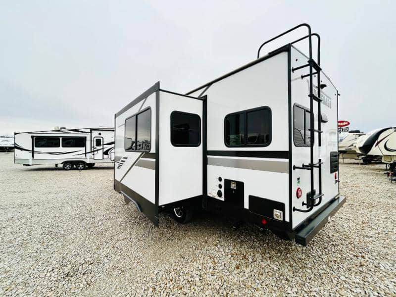 2022 Winnebago 2022 Winnebago Minnie Plus - thumbnail 7