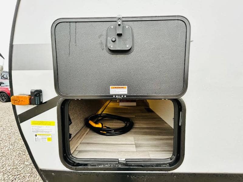 2022 Winnebago 2022 Winnebago Minnie Plus - thumbnail 16