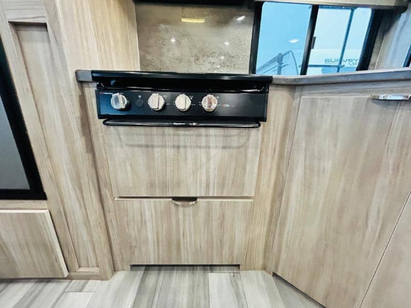 2022 Winnebago 2022 Winnebago Minnie Plus - thumbnail 40