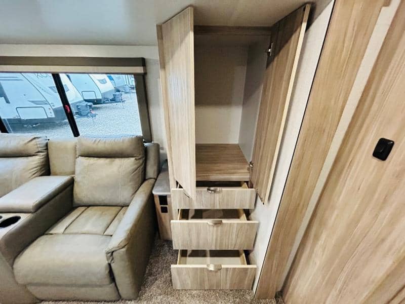 2022 Winnebago 2022 Winnebago Minnie Plus - thumbnail 49