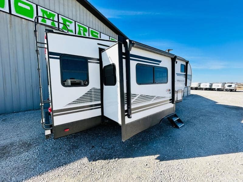 2020 Winnebago 2020 Winnebago Minnie Plus - thumbnail 5