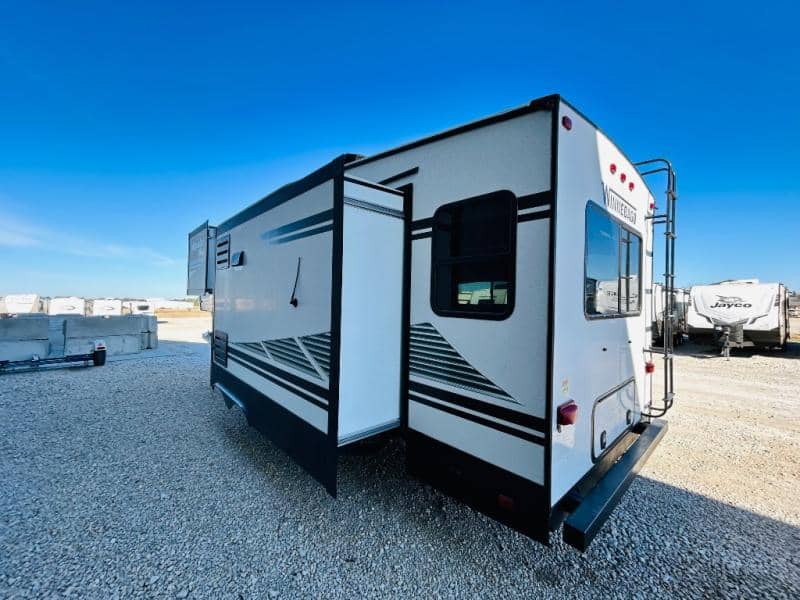 2020 Winnebago 2020 Winnebago Minnie Plus - thumbnail 7