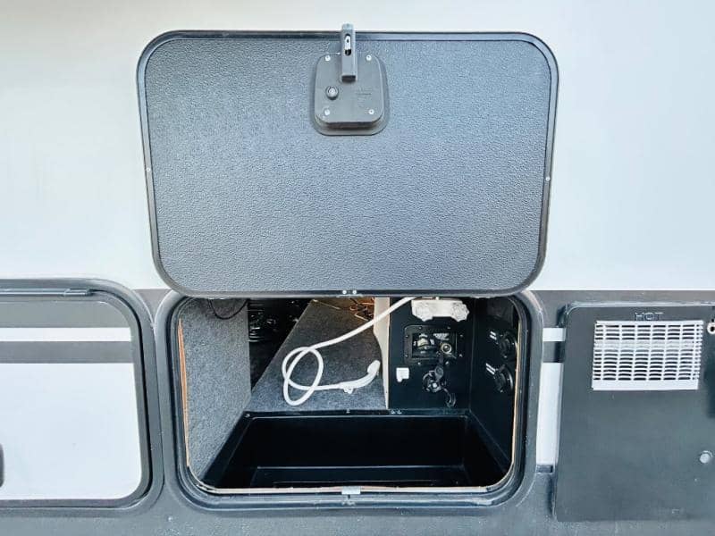 2020 Winnebago 2020 Winnebago Minnie Plus - thumbnail 13