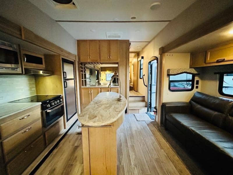 2020 Winnebago 2020 Winnebago Minnie Plus - thumbnail 27