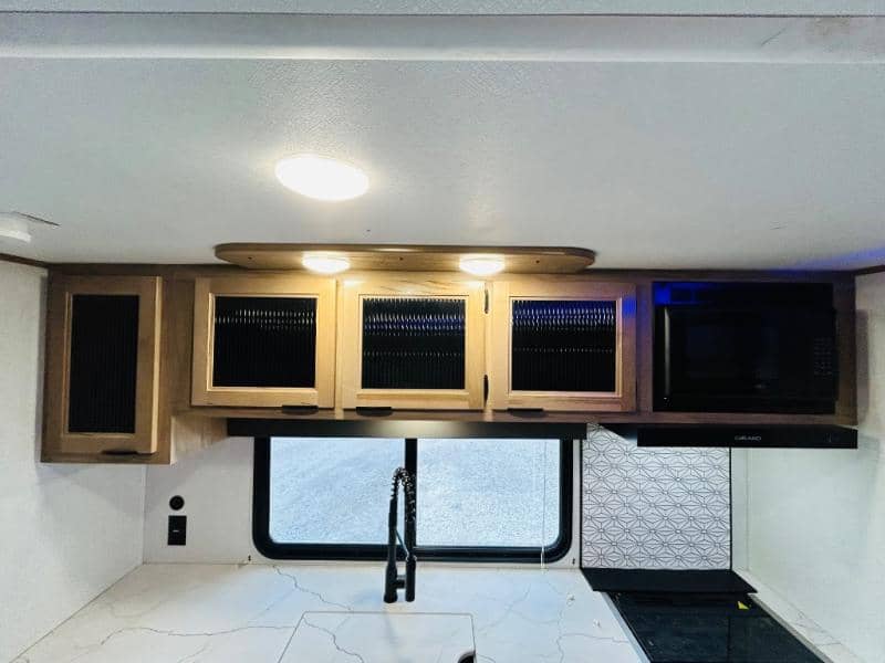 2024 Forest River 2024 Forest River Cherokee Alpha Wolf - thumbnail 24