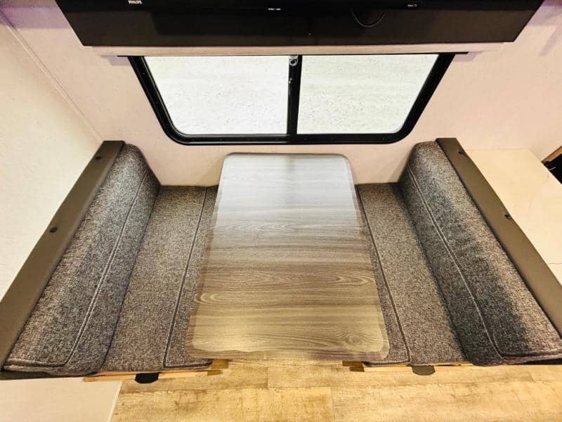 2024 Forest River 2024 Forest River Cherokee Alpha Wolf - thumbnail 45