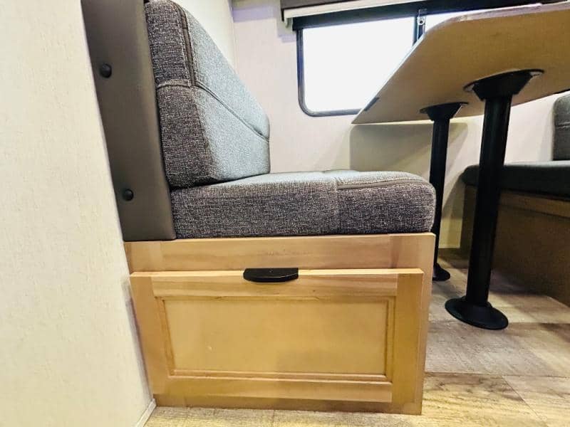 2024 Forest River 2024 Forest River Cherokee Alpha Wolf - thumbnail 46