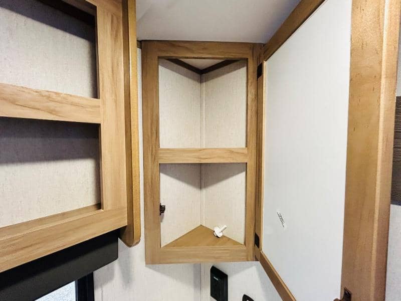 2024 Forest River 2024 Forest River Cherokee Alpha Wolf - thumbnail 56