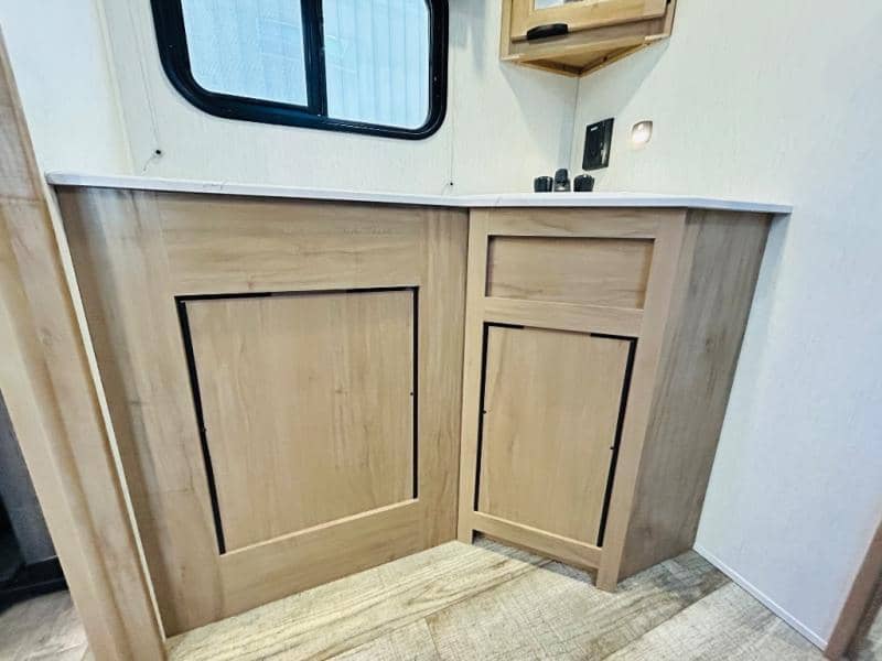 2024 Forest River 2024 Forest River Cherokee Alpha Wolf - thumbnail 58