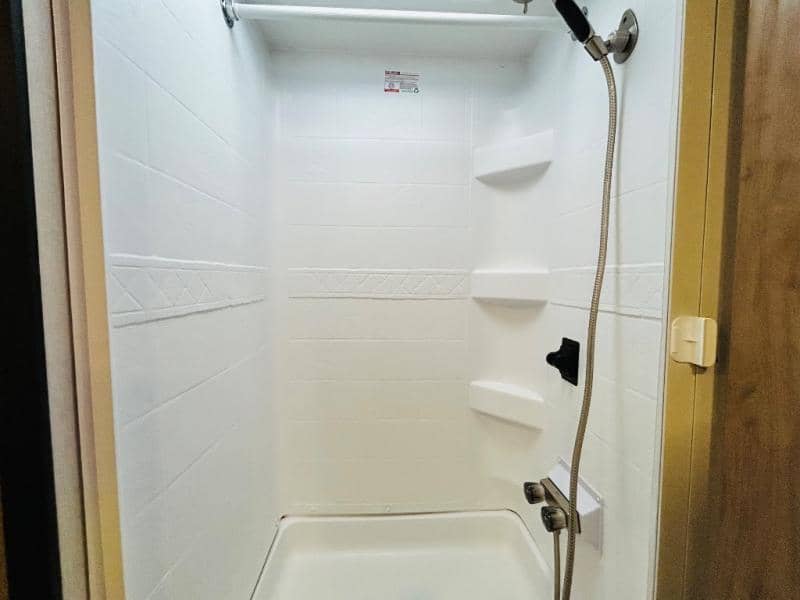 2024 Forest River 2024 Forest River Cherokee Alpha Wolf - thumbnail 60