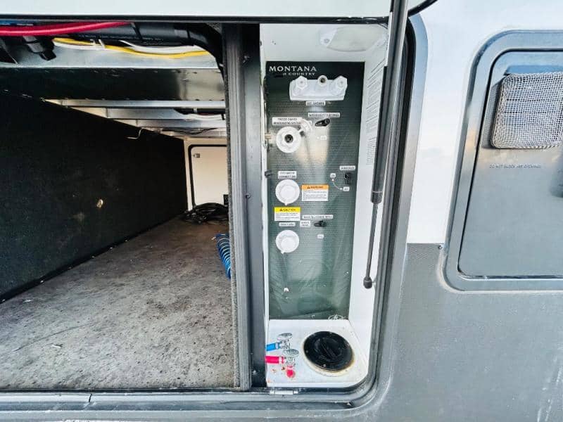 2023 Keystone RV 2023 Keystone RV Montana High Country - thumbnail 16