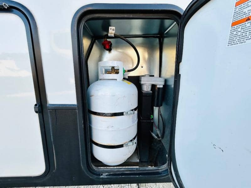 2023 Keystone RV 2023 Keystone RV Montana High Country - thumbnail 20