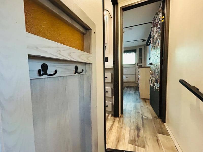 2023 Keystone RV 2023 Keystone RV Montana High Country - thumbnail 24