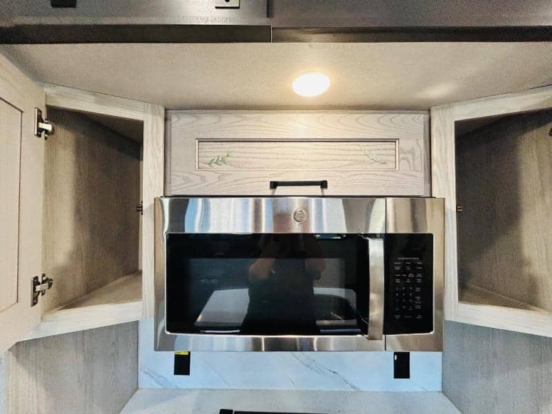 2023 Keystone RV 2023 Keystone RV Montana High Country - thumbnail 32