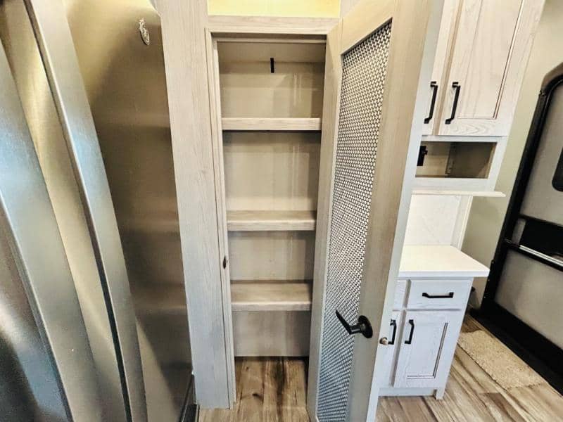 2023 Keystone RV 2023 Keystone RV Montana High Country - thumbnail 45