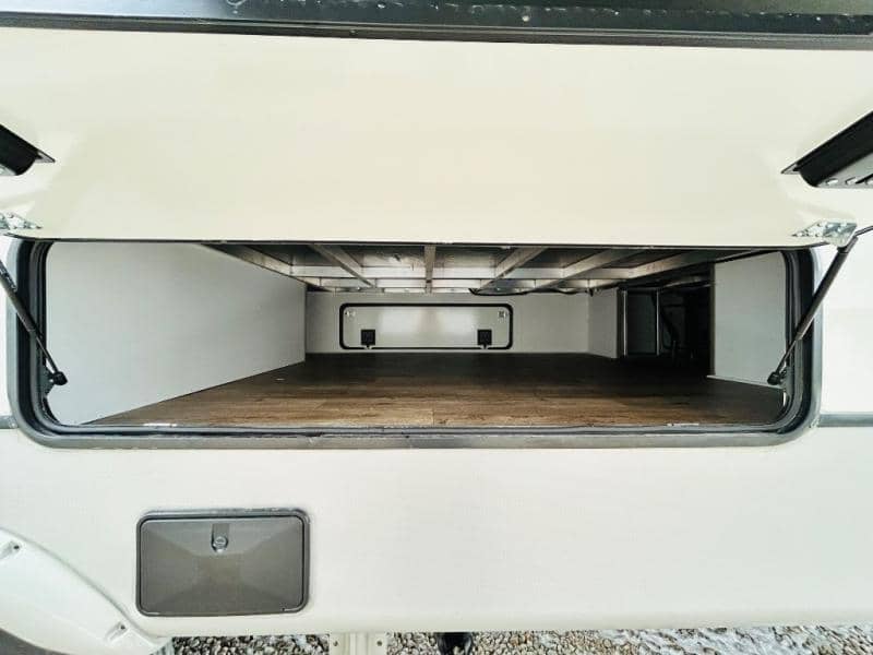 2023 Keystone RV 2023 Keystone RV Montana - thumbnail 23