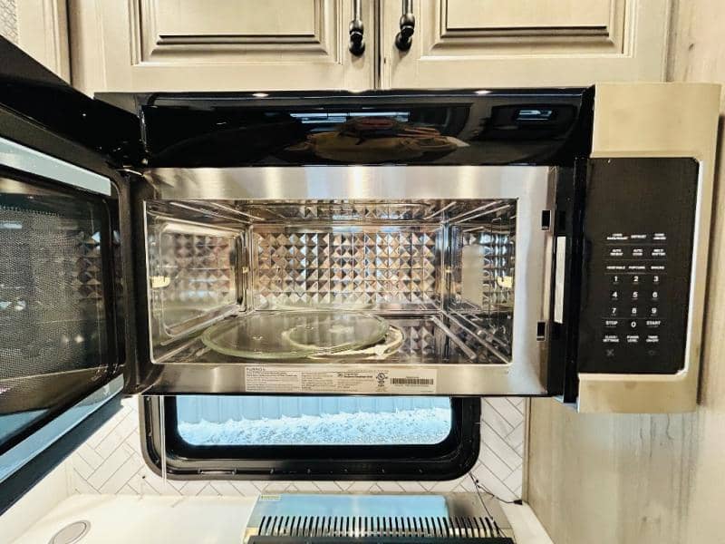 2023 Keystone RV 2023 Keystone RV Montana - thumbnail 42