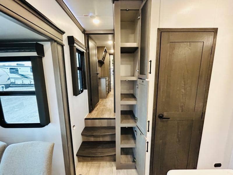 2023 Keystone RV 2023 Keystone RV Montana - thumbnail 56