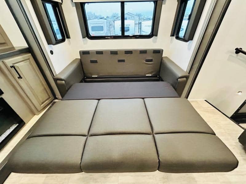 2023 Keystone RV 2023 Keystone RV Montana - thumbnail 70