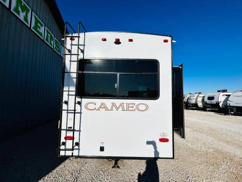 2024 CrossRoads 2024 CrossRoads Cameo - thumbnail 4