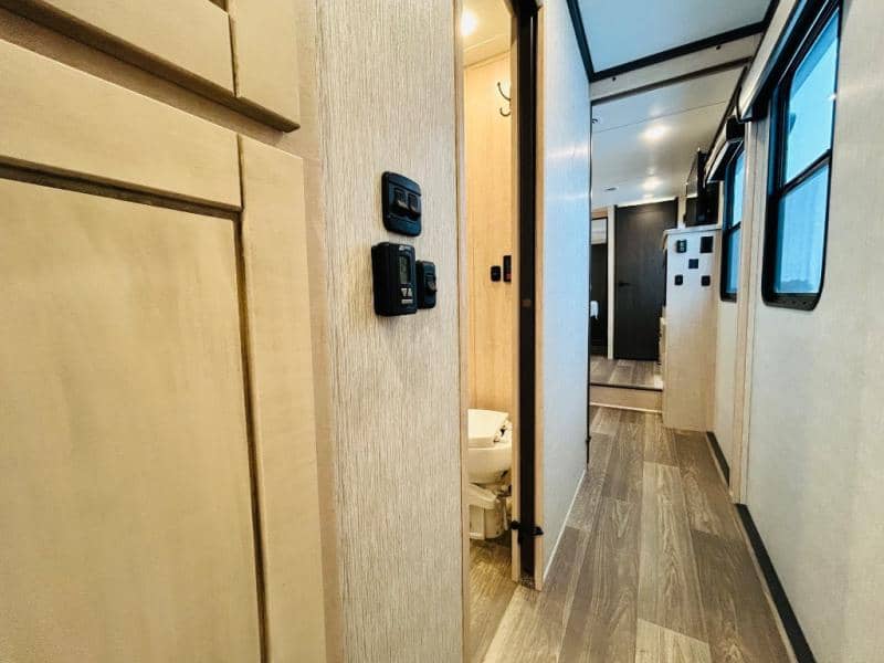 2024 CrossRoads 2024 CrossRoads Cameo - thumbnail 20