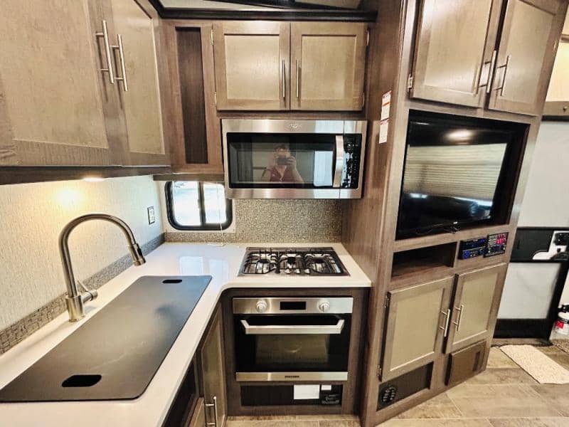 2020 CrossRoads 2020 CrossRoads Cruiser Aire - thumbnail 35