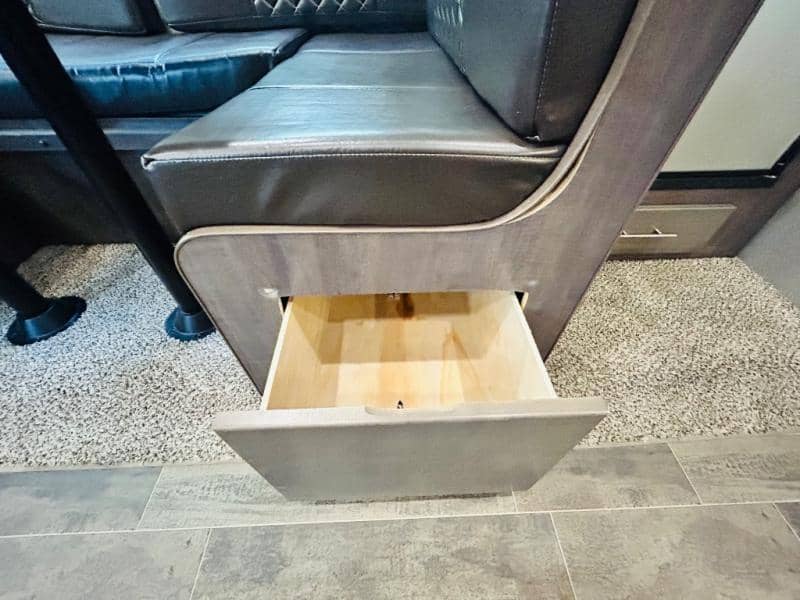 2020 CrossRoads 2020 CrossRoads Cruiser Aire - thumbnail 54