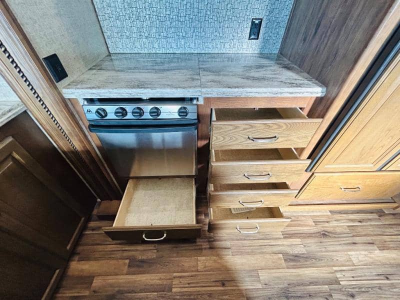 2015 Keystone RV 2015 Keystone RV Alpine - thumbnail 33