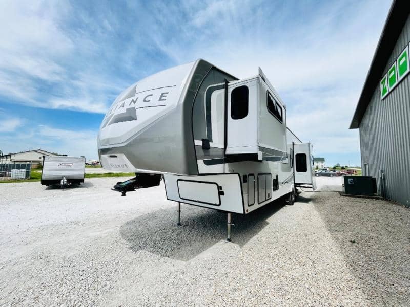 2024 Alliance RV 2024 Alliance RV Avenue - thumbnail 6