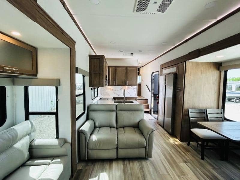 2024 Alliance RV 2024 Alliance RV Avenue - thumbnail 21