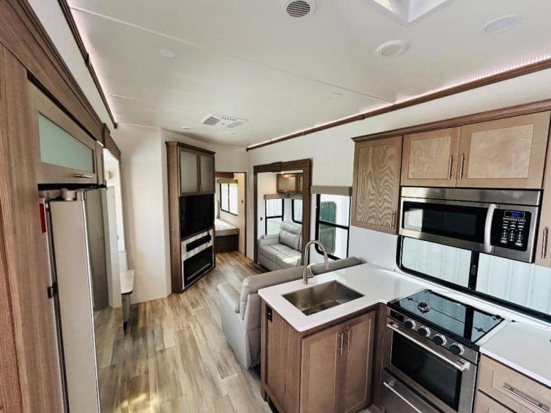 2024 Alliance RV 2024 Alliance RV Avenue - thumbnail 25