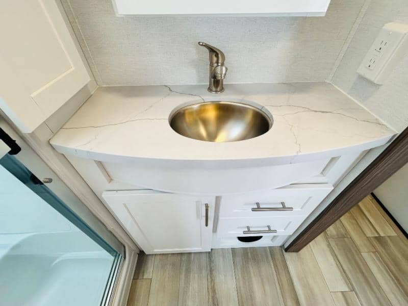 2024 Alliance RV 2024 Alliance RV Avenue - thumbnail 44