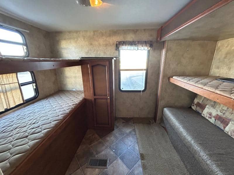 2012 Keystone RV 2012 Keystone RV Passport Ultra Lite Grand Touring - thumbnail 25