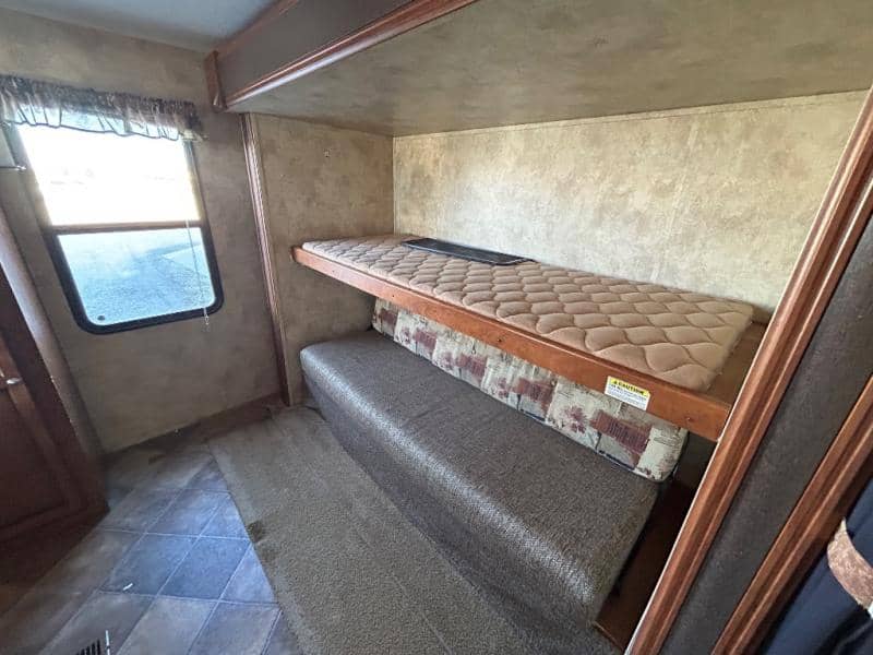 2012 Keystone RV 2012 Keystone RV Passport Ultra Lite Grand Touring - thumbnail 26