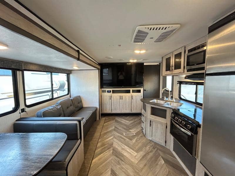 2022 Heartland 2022 Heartland Prowler - thumbnail 15