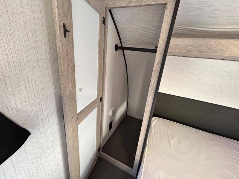 2022 Heartland 2022 Heartland Prowler - thumbnail 37