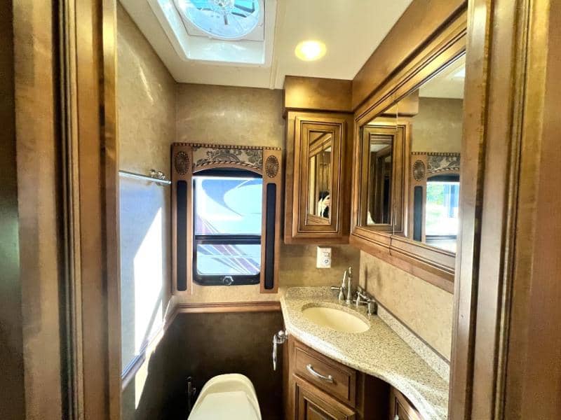 2013 Entegra Coach 2013 Entegra Coach Cornerstone - thumbnail 40