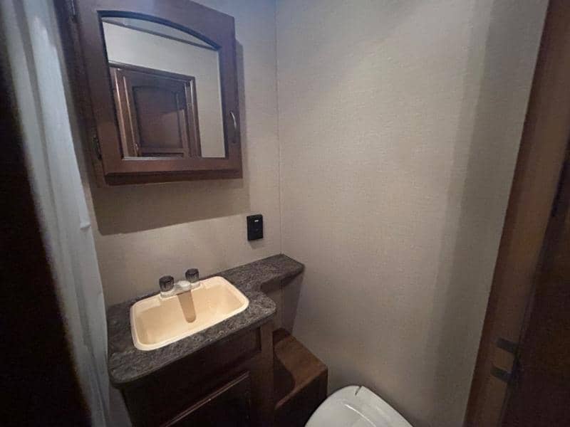 2015 CrossRoads 2015 CrossRoads Zinger - thumbnail 32