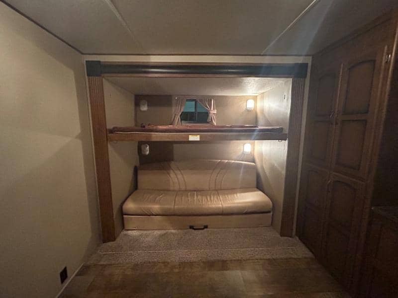 2015 CrossRoads 2015 CrossRoads Zinger - thumbnail 34